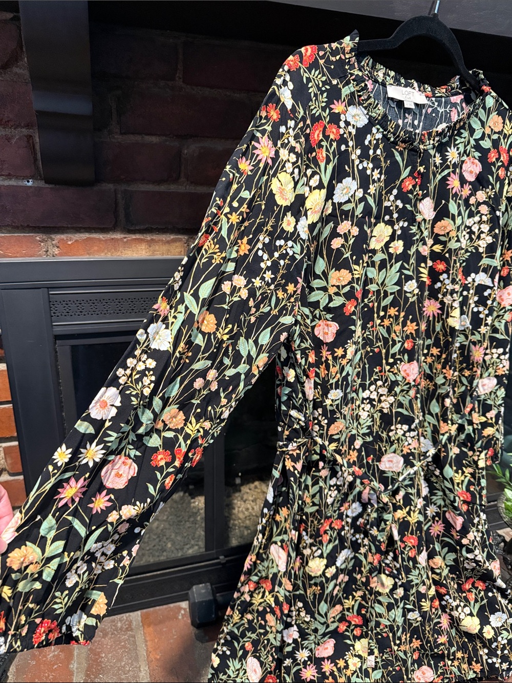 LOFT Floral Button Dress - Picture 5 of 7